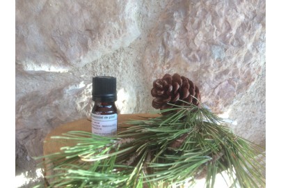 Pine essential oil from Mallorca