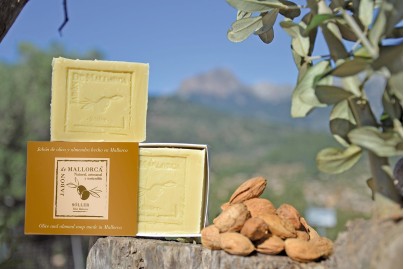 Jabón Natural de Aceite de Oliva con Almendra - Jabón de Mallorca